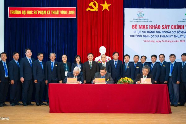 Bế mạc đợt khảo sát chính thức đánh giá chất lượng cơ sở giáo dục Trường Đại học SPKT Vĩnh Long (chu kỳ II)